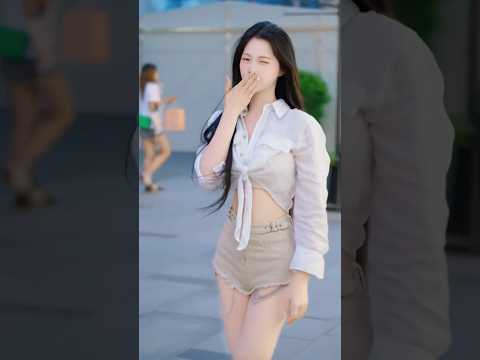 Beautiful Chinese Girl | Street Aesthetic https://bbs.opparadise.com/data/apms/video/youtube/3ywFVLsqi54.jpg Beautiful Chinese Girl | Street Aesthetic