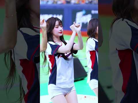 "헤비머신건 아웃송 쭈으니 버전!   " 251108 이주은치어리더 직캠