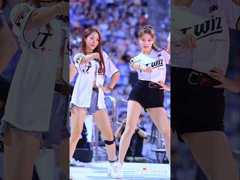 " 이쁜애 옆에 이쁜애 " 250902 이예빈 치어리더 아웃송 직캠