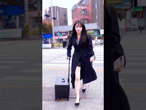 가을여자 ‘출근길’ 이주은(Lee Ju-Eun[李珠珢])치어리더