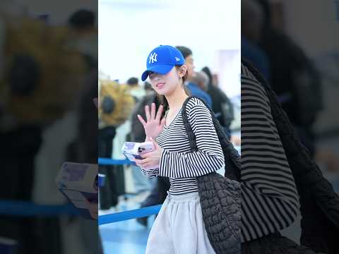 먼저 한국으로 출국하는 이주은(Lee Ju-Eun[李珠珢])치어리더