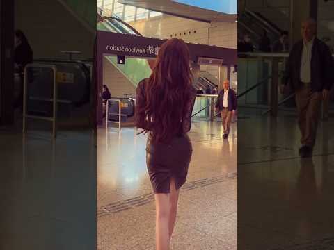 Asian Beauty | Silhouette Walk https://bbs.opparadise.com/data/apms/video/youtube/LUq_M36BS7E.jpg Asian Beauty | Silhouette Walk