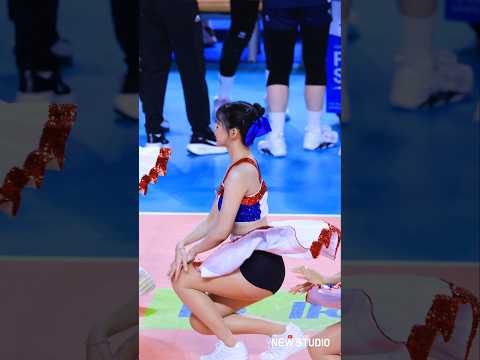 " 뿌까뿌까~! 귀엽고 이쁘고 섹시 까지 가능한 만능캐릭 "  251105 천소윤 치어리더 직캠