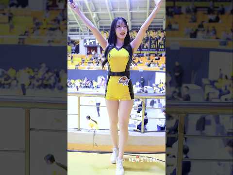 " 자체 발광 최강설아 " 251104 정설아 치어리더 직캠
