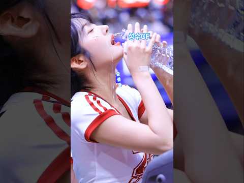 " 테토녀 물마시는방법 "