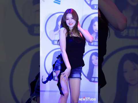 " 대만에서 춤실력 뽐내주는 리치맨 ! " 251102 이예빈 치어리더 직캠