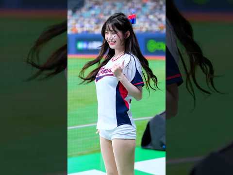 국대 '삐끼삐끼' 이주은(Lee Ju-Eun[李珠珢])치어리더